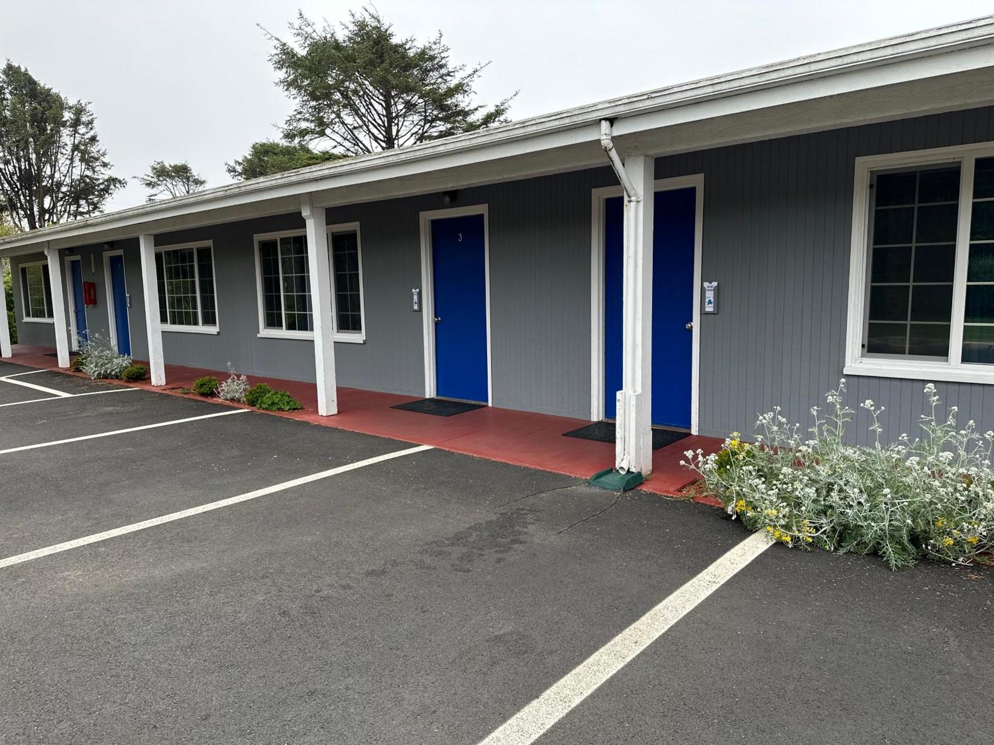 Tillicum Beach Motel - Formerly Deane'S Oceanfront Lodge Yachats Kültér fotó